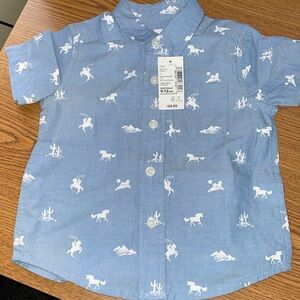 NWT Children’s place button down size 9-12 months